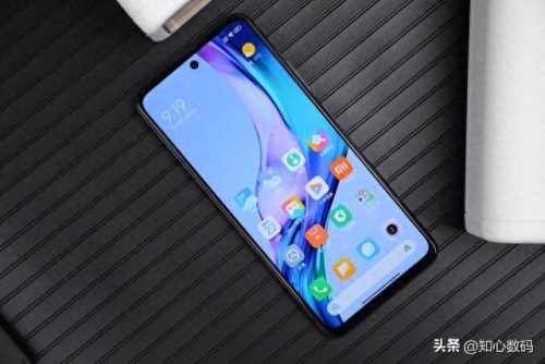十大实用千元机排行榜(一千元左右手机父母用)插图1
