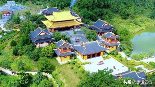 南方废弃寺庙排名前十(小伙探洞发现废弃寺庙)插图4