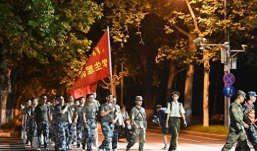 大学军训排名前十(十大高校军训)插图16