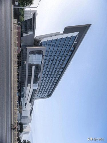 上海悬浮酒店排名前十(上海最高档的酒店排名)插图2