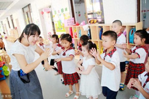 幼儿体能教学排名前十(描写幼儿体能课的句子)插图1