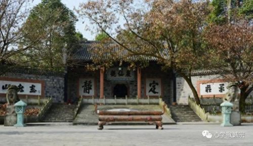 文学十级大师排名前十(文学大师笔下的小动物)插图2