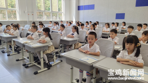 宝鸡小学排名前十校服(宝鸡中学夏季校服)插图1