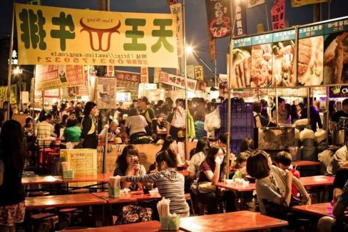 台南衣服商圈排名前十(重庆哪个商圈衣服便宜)插图8