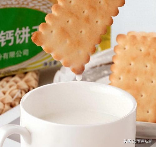 钙奶饼干品种排名前十(钙奶饼干全部品质)插图1