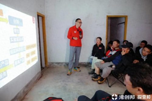 荒岛生存比赛排名前十(荒岛男女生存纪录片)插图28