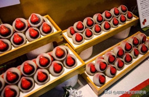 东京低价美食排名前十(东京大饭店美食全集)插图21