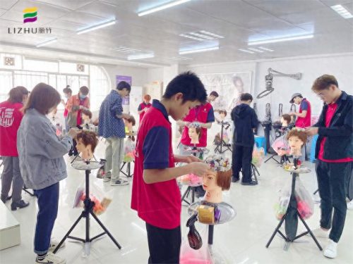 烫发培训机构排名前十(中国最好的烫发培训班)插图