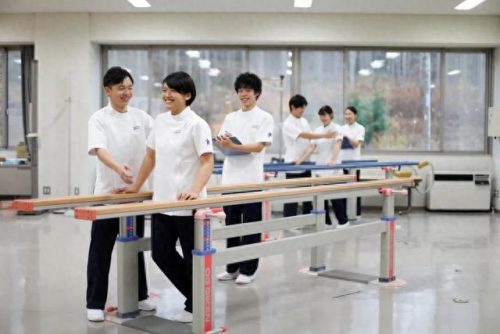 日本滑冰学校排名前十(日本高中滑冰)插图4