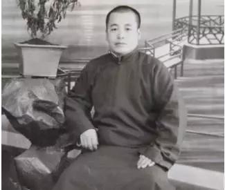 当代文物专家排名前十(文物界十大伪专家)插图