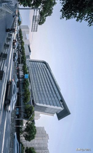 上海悬浮酒店排名前十(上海最高档的酒店排名)插图1