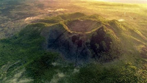 中国的火山 排名前十(黄石火山爆发对中国有影响吗)插图1