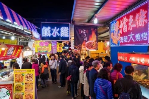 台南衣服商圈排名前十(重庆哪个商圈衣服便宜)插图10