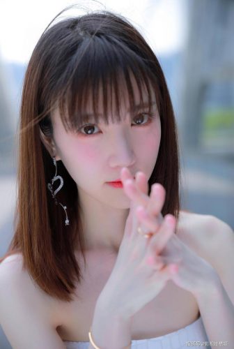 中国新人女主播排名前十(斗鱼女主播)插图2