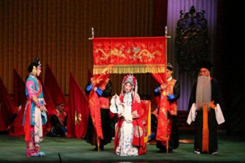 我国京剧歌曲排名前十(抖音最近很火的一段京剧腔歌曲)插图