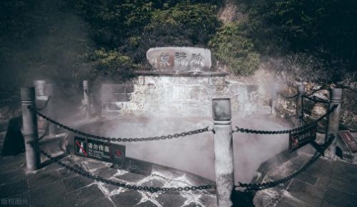 国内温泉村排名前十(平冈镇百六村温泉)插图