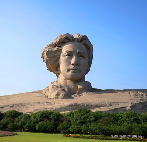 中国雕塑壁画排名前十(中国著名壁画作品)插图2