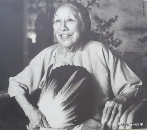 中国传奇女人物排行榜(中国最厉害的女人排名)插图12