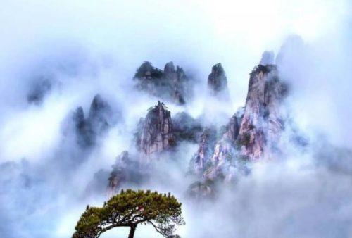 山景排行榜(黄山漂亮还是老君山漂亮)插图3