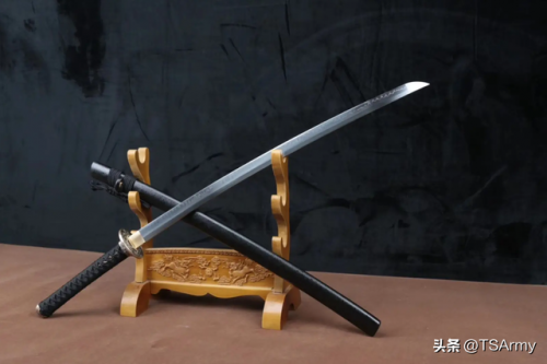 世界上冷兵器排行榜(世界公认第一冷兵器)插图6