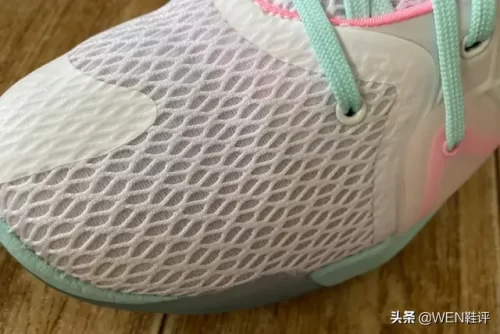夏季透气鞋子排名前十(鞋底透气的鞋叫什么)插图33