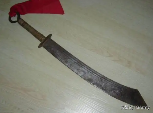 世界上冷兵器排行榜(世界公认第一冷兵器)插图2