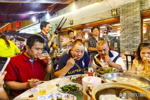 中国十大美食街排行榜(中国十大小吃街排名)插图5