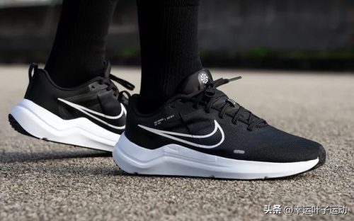 耐克短跑鞋排名前十(短跑步鞋)插图7