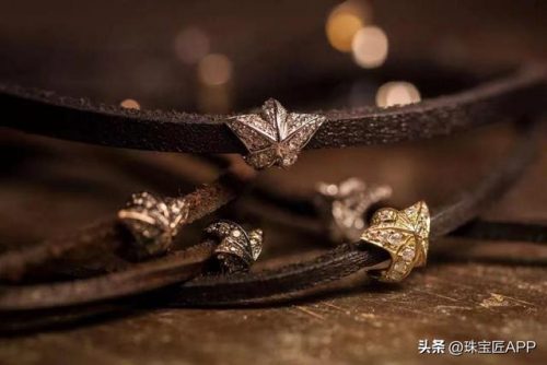 男士首饰品牌排行榜(男士项链十大奢侈品牌)插图30
