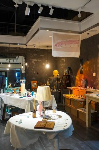 新疆饰品公司排名前十(新疆首饰料都有什么)插图2