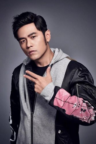 中国男明星富豪排行榜(男明星身价排行榜100名)插图6