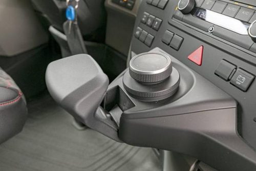 世界重卡品牌排行榜(陕汽重卡房车)插图26