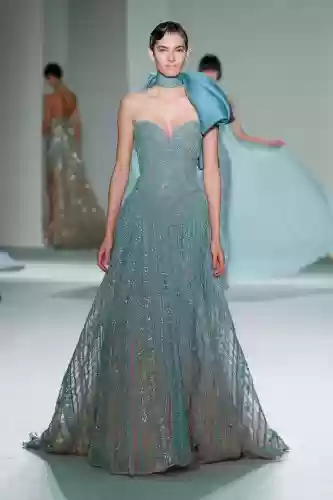 2017女士香水十大排名(法国十大名牌香水)插图16