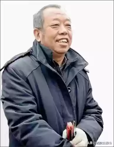 10感动中国十大人物(中国胶粘剂十大上市公司)插图4