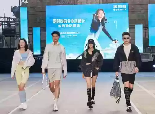 服饰首发阵容插图