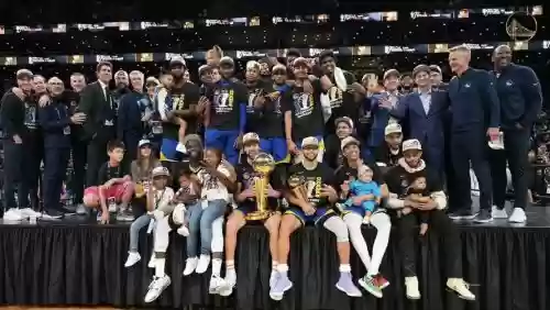 勇士2021首发阵容搭配,勇士20212022阵容插图1 勇士2021首发阵容搭配,勇士20212022阵容插图1