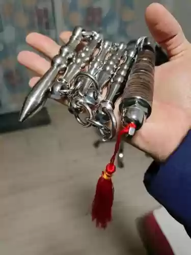 武器鞭子的名称,武器鞭名字好听插图 武器鞭子的名称,武器鞭名字好听插图